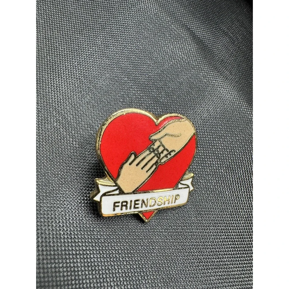 RARE True Vintage FRIENDSHIP PIN Enamel Tattoo Banner Heart Handshake Gift USA